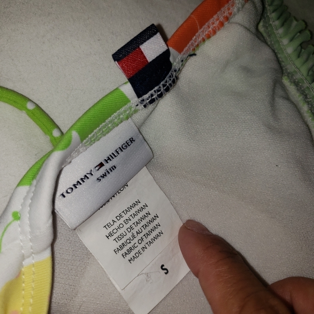 Tommy Hilfiger 2 piece swimsuit - Picture 7 of 12
